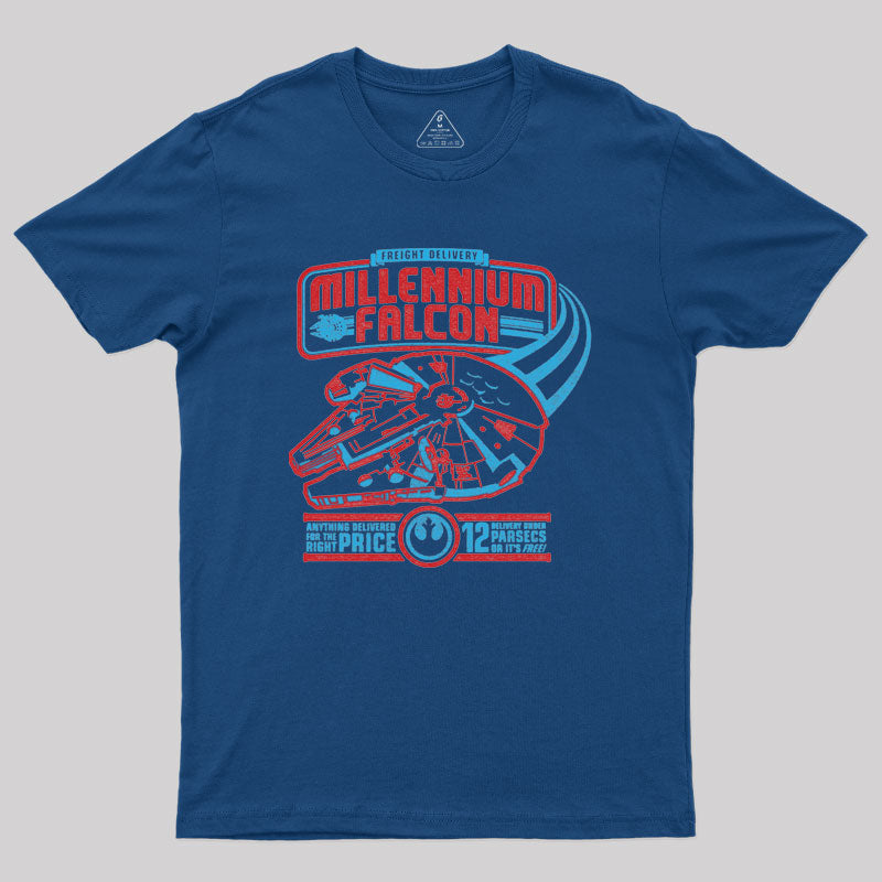 Millennium Falcon Smuggler Service Geek T-Shirt