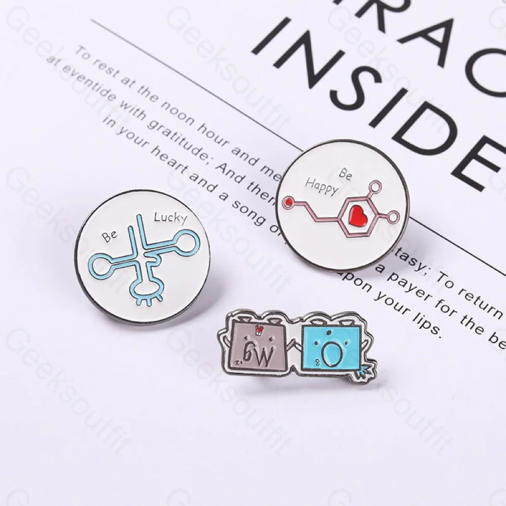 Be Happy Enamel Pins - Geeksoutfit