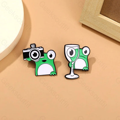 Cartoon Funny Frog Pins