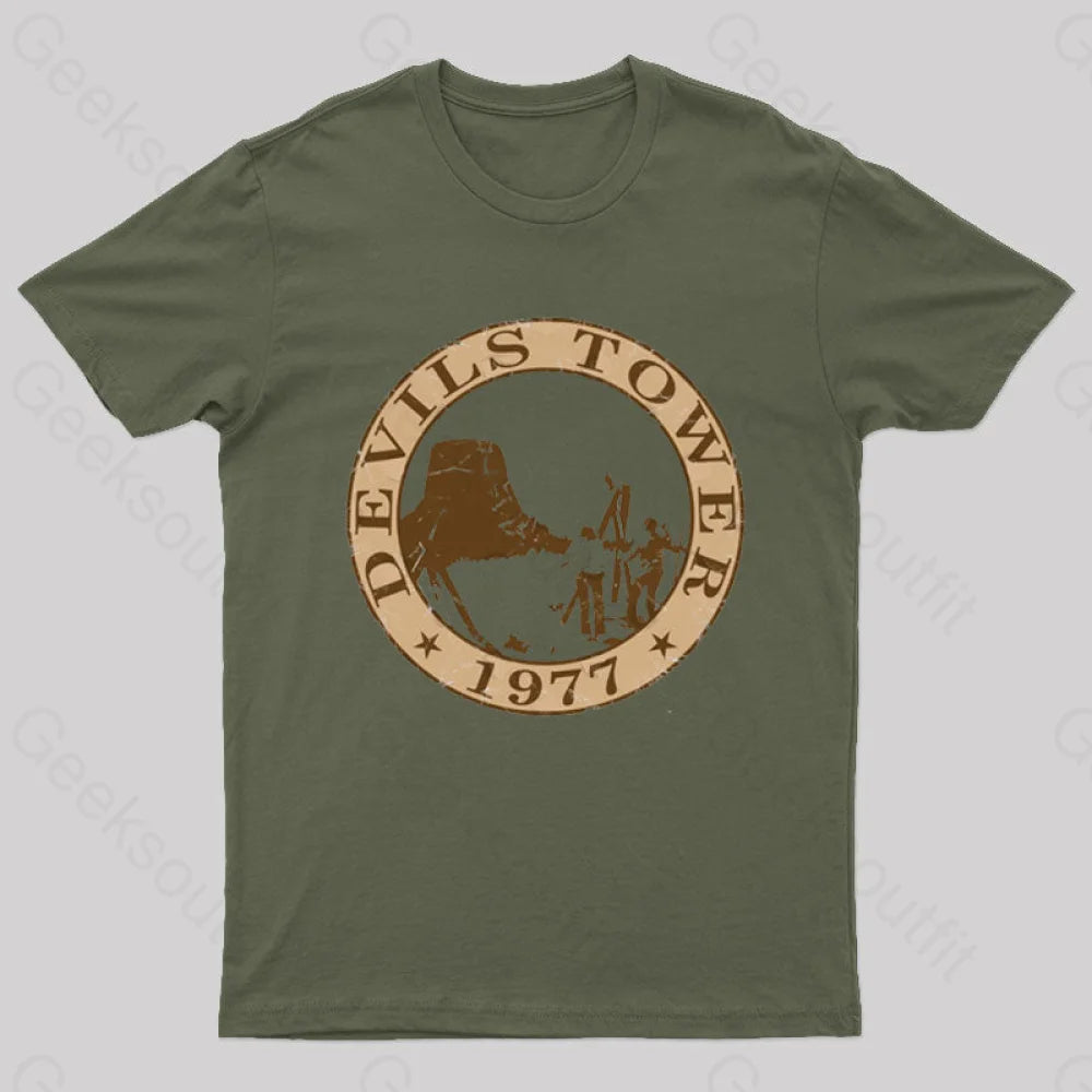 Devils Tower 1977 T-Shirt Army Green / S