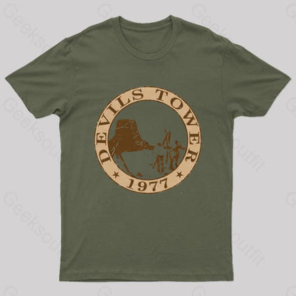 Devils Tower 1977 T-Shirt Army Green / S