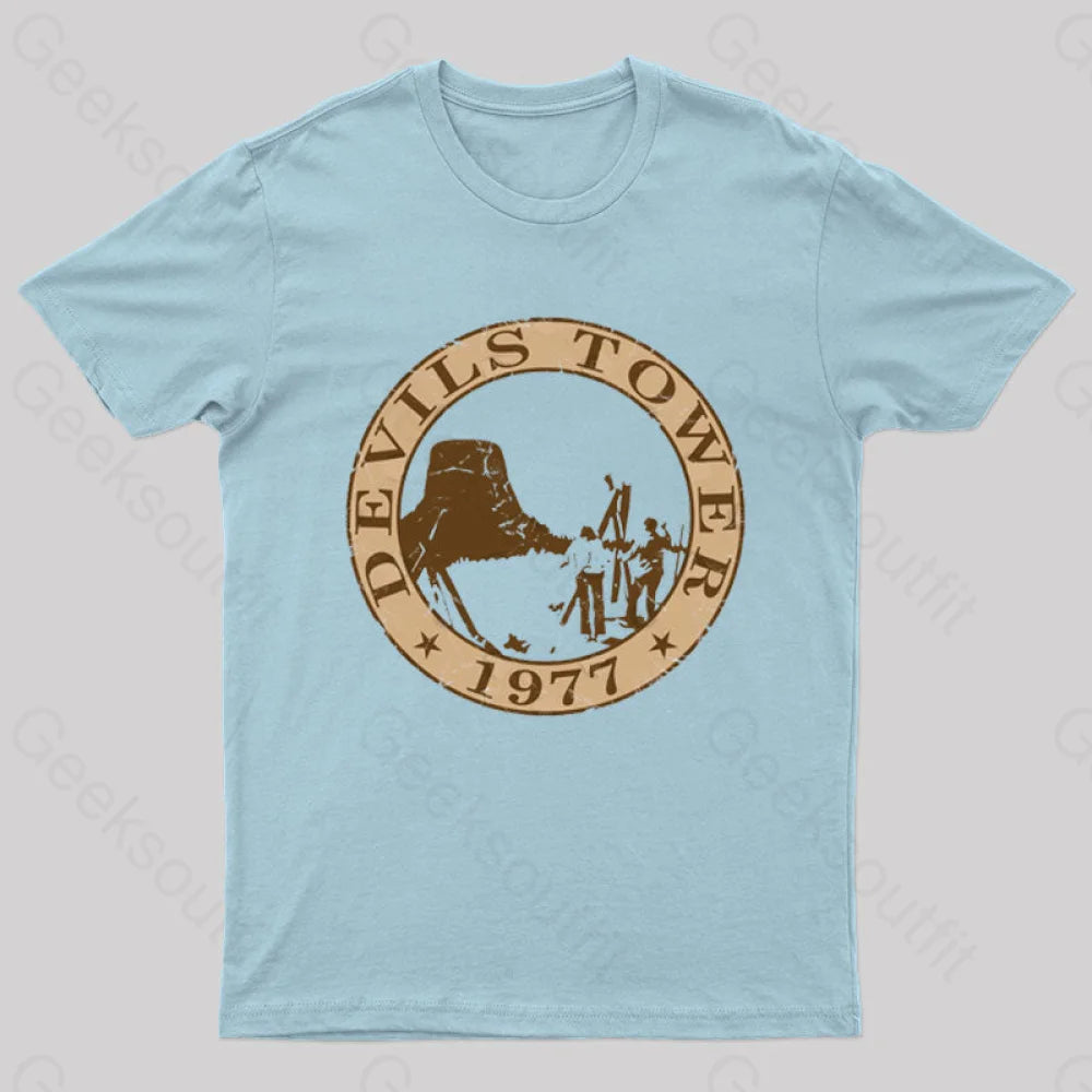 Devils Tower 1977 T-Shirt Light Blue / S