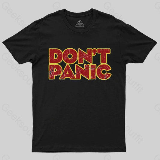 Don't Panic T-Shirt - Geeksoutfit