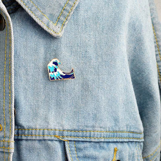 Great Wave Enamel Pins - Geeksoutfit