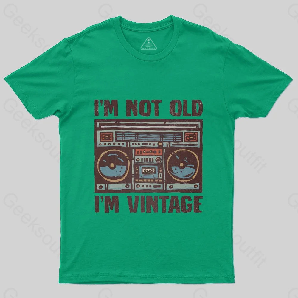 I Am Vintage T-Shirt - Geeksoutfit