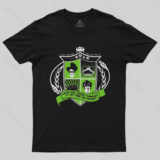 IT Crest T-Shirt - Geeksoutfit