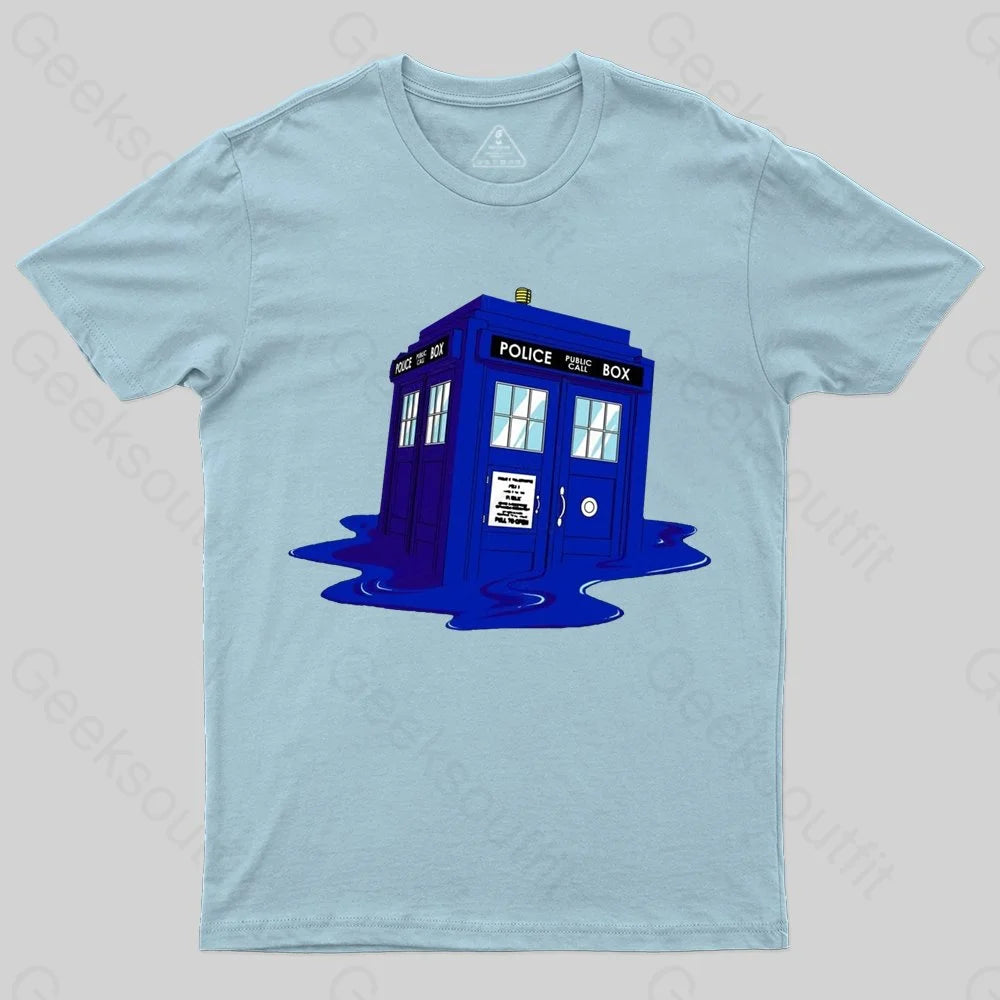 Melting Tardis T-shirt - Geeksoutfit