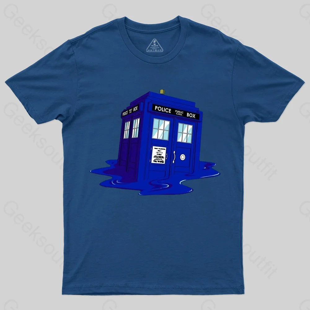 Melting Tardis T-shirt - Geeksoutfit