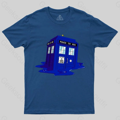 Melting Tardis T-shirt - Geeksoutfit