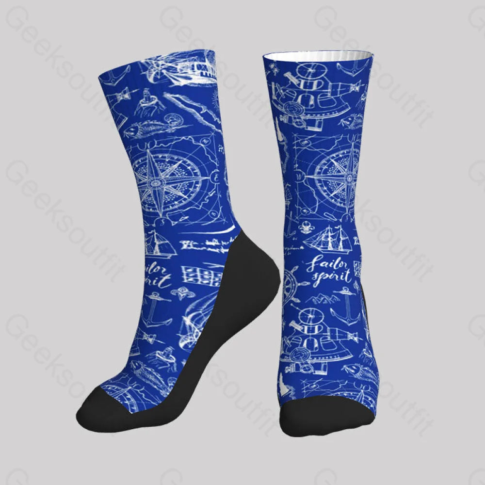 Pirates Dangerous Ocean Men’s Socks