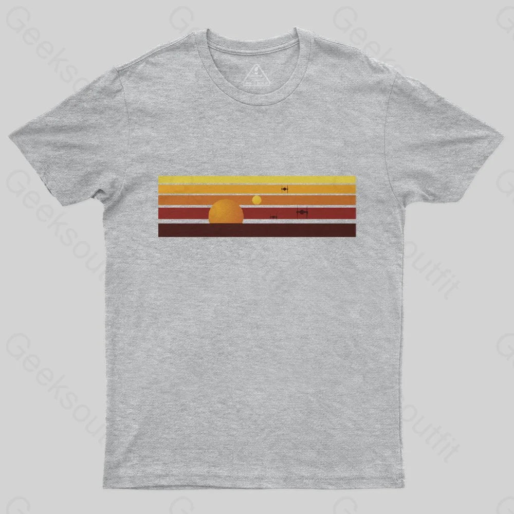 SUNSET TATOOINE T-Shirt - Geeksoutfit