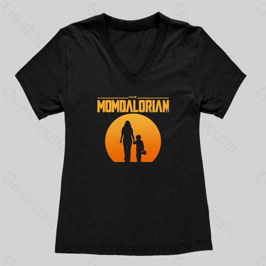 The Momdalorian Women's V-Neck T-shirt - Geeksoutfit