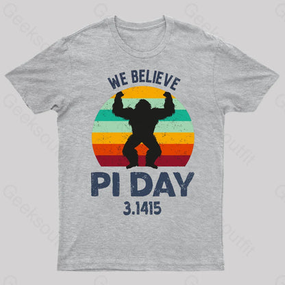 We Believe Pi Day Nerd T-Shirt Grey / S